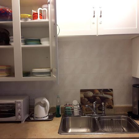 Three Bedroom Holiday Apartment Longueuil Dış mekan fotoğraf