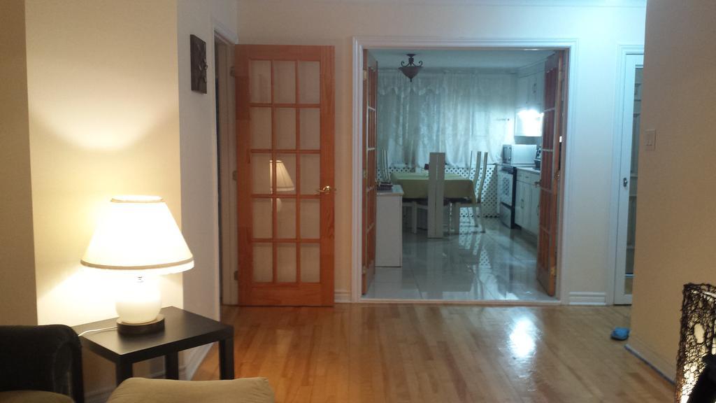 Three Bedroom Holiday Apartment Longueuil Dış mekan fotoğraf