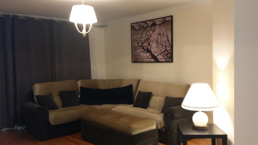 Three Bedroom Holiday Apartment Longueuil Dış mekan fotoğraf