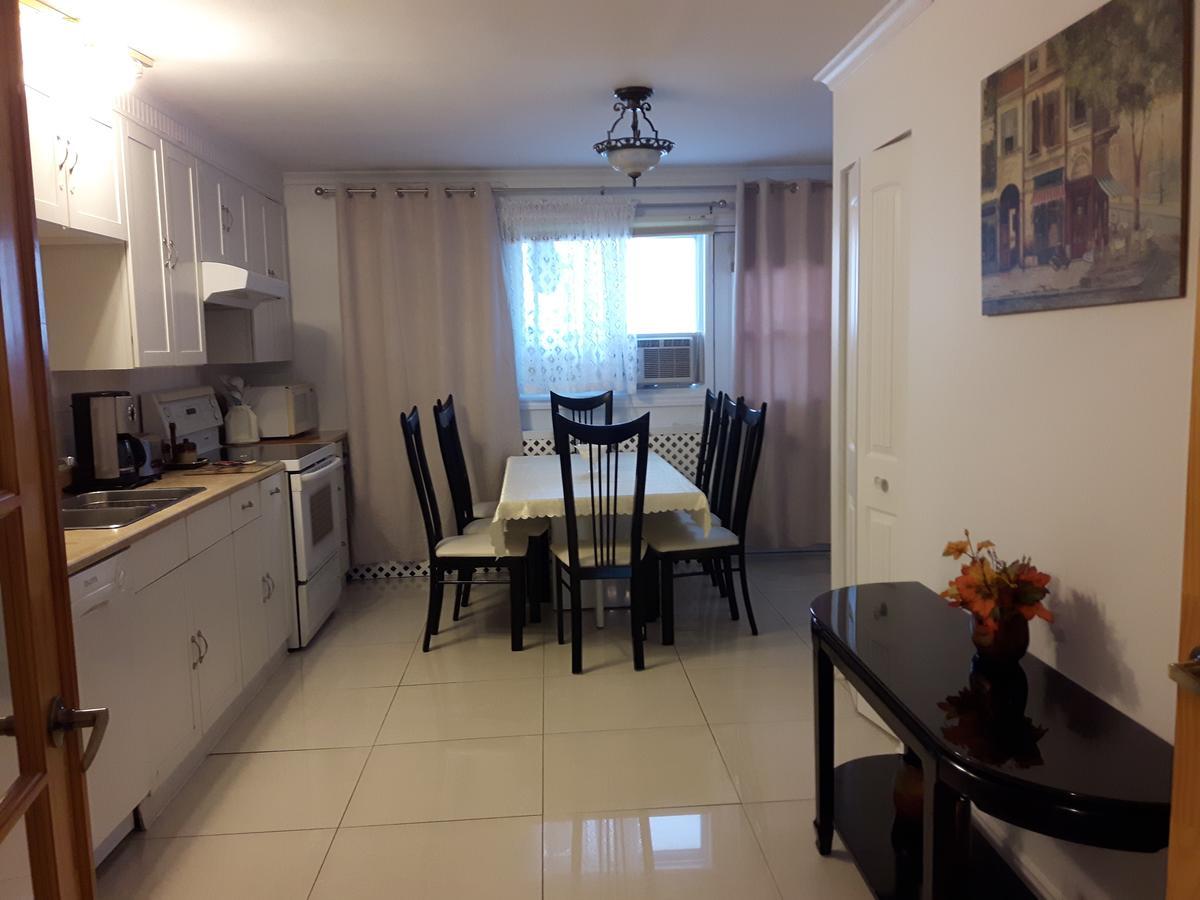 Three Bedroom Holiday Apartment Longueuil Dış mekan fotoğraf