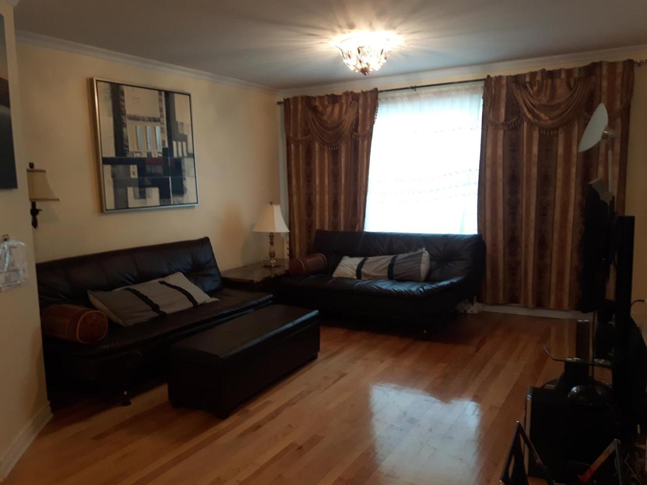 Three Bedroom Holiday Apartment Longueuil Dış mekan fotoğraf