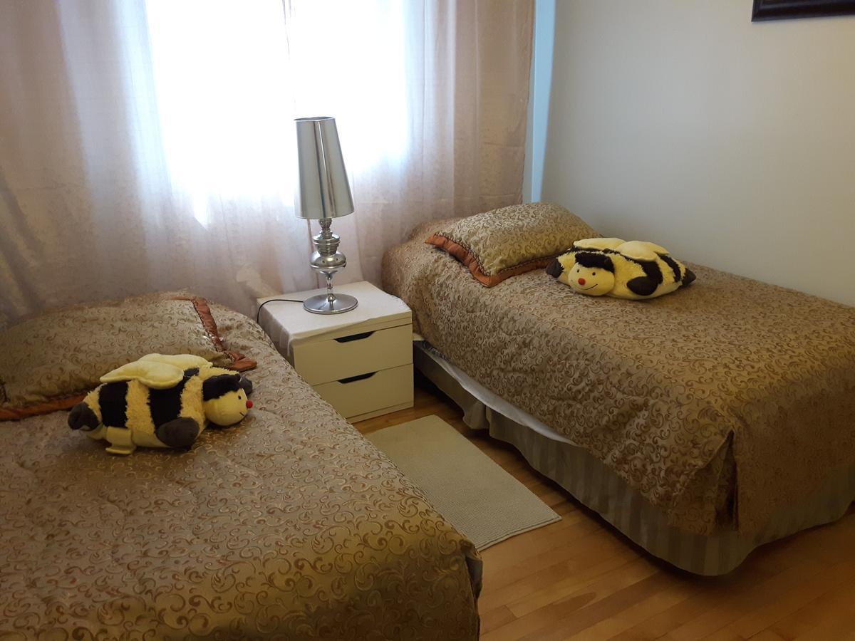 Three Bedroom Holiday Apartment Longueuil Dış mekan fotoğraf