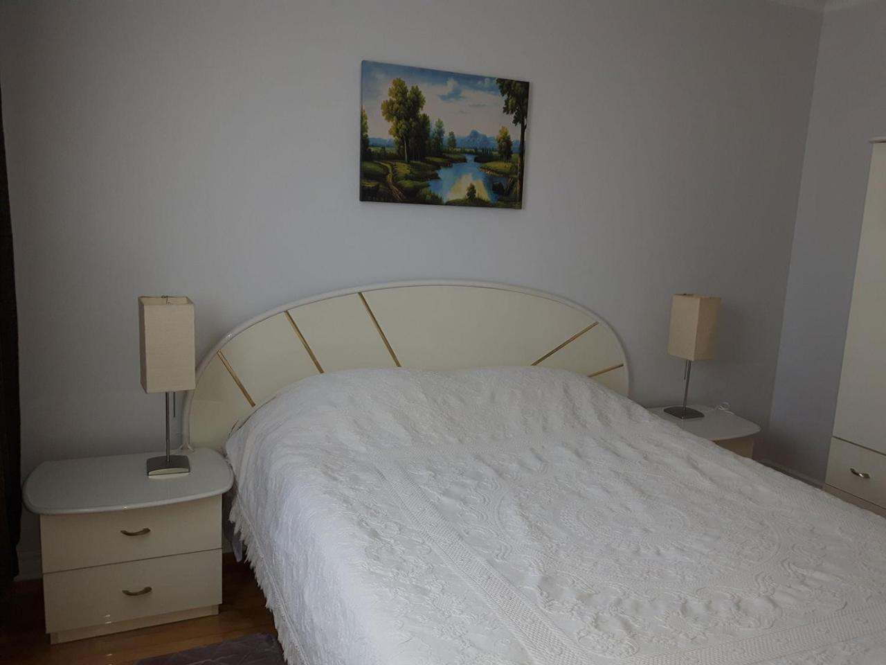 Three Bedroom Holiday Apartment Longueuil Dış mekan fotoğraf