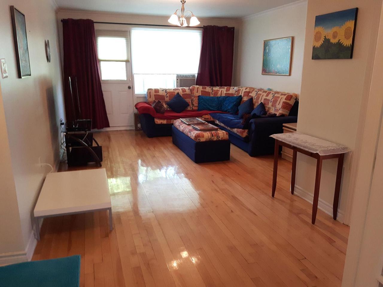 Three Bedroom Holiday Apartment Longueuil Dış mekan fotoğraf